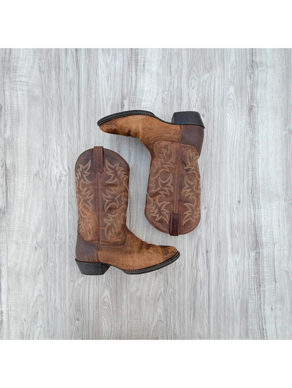 Ariat Heritage R-Toe Western Boots - Men’s